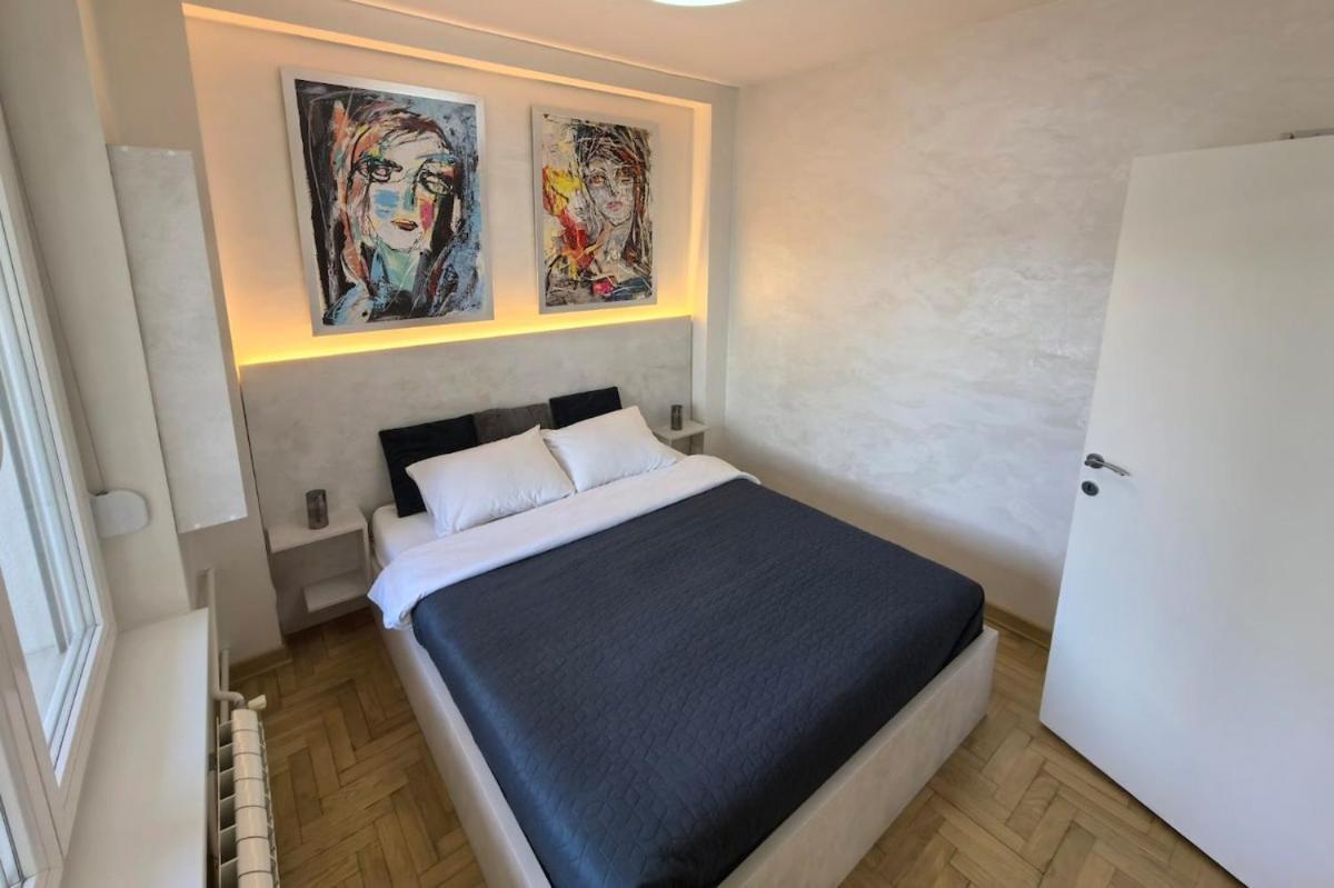 Arena Lux Apartment *